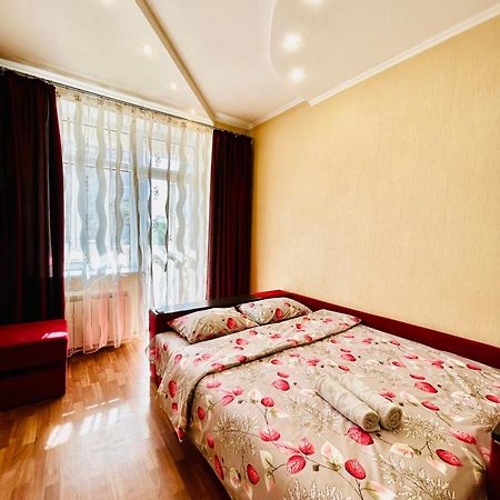 Apartament Kholodnaya Gora Charków Zewnętrze zdjęcie